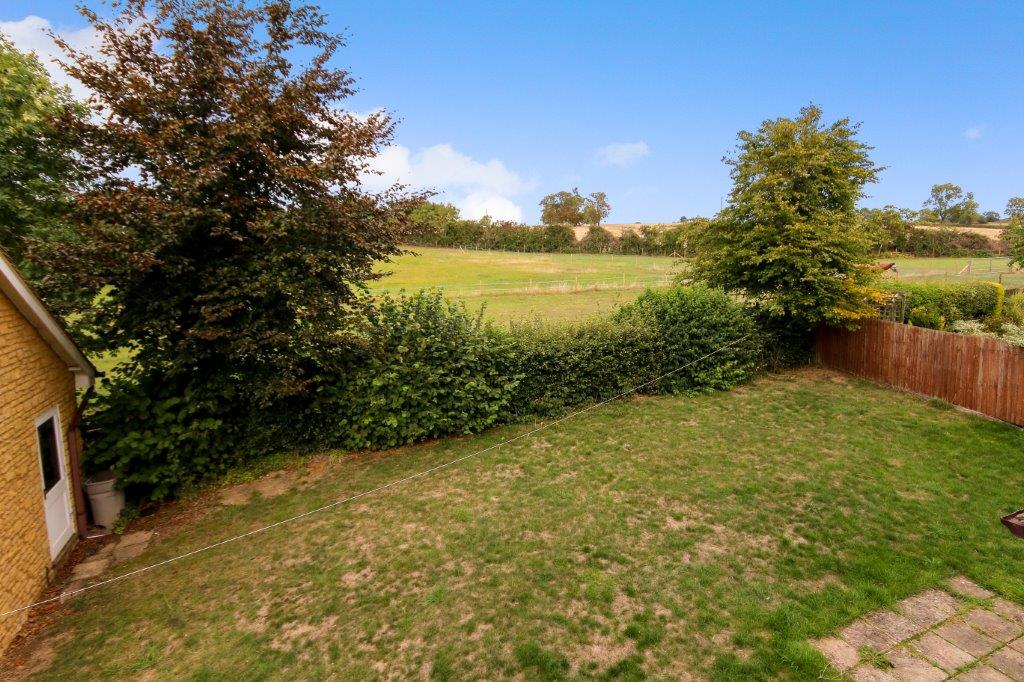 Woodnewton Northamptonshire Pridmore Close Graham John